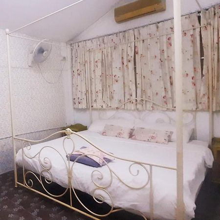 Balmy Hideout Cafe & Homestay Banhuajkeo Kültér fotó
