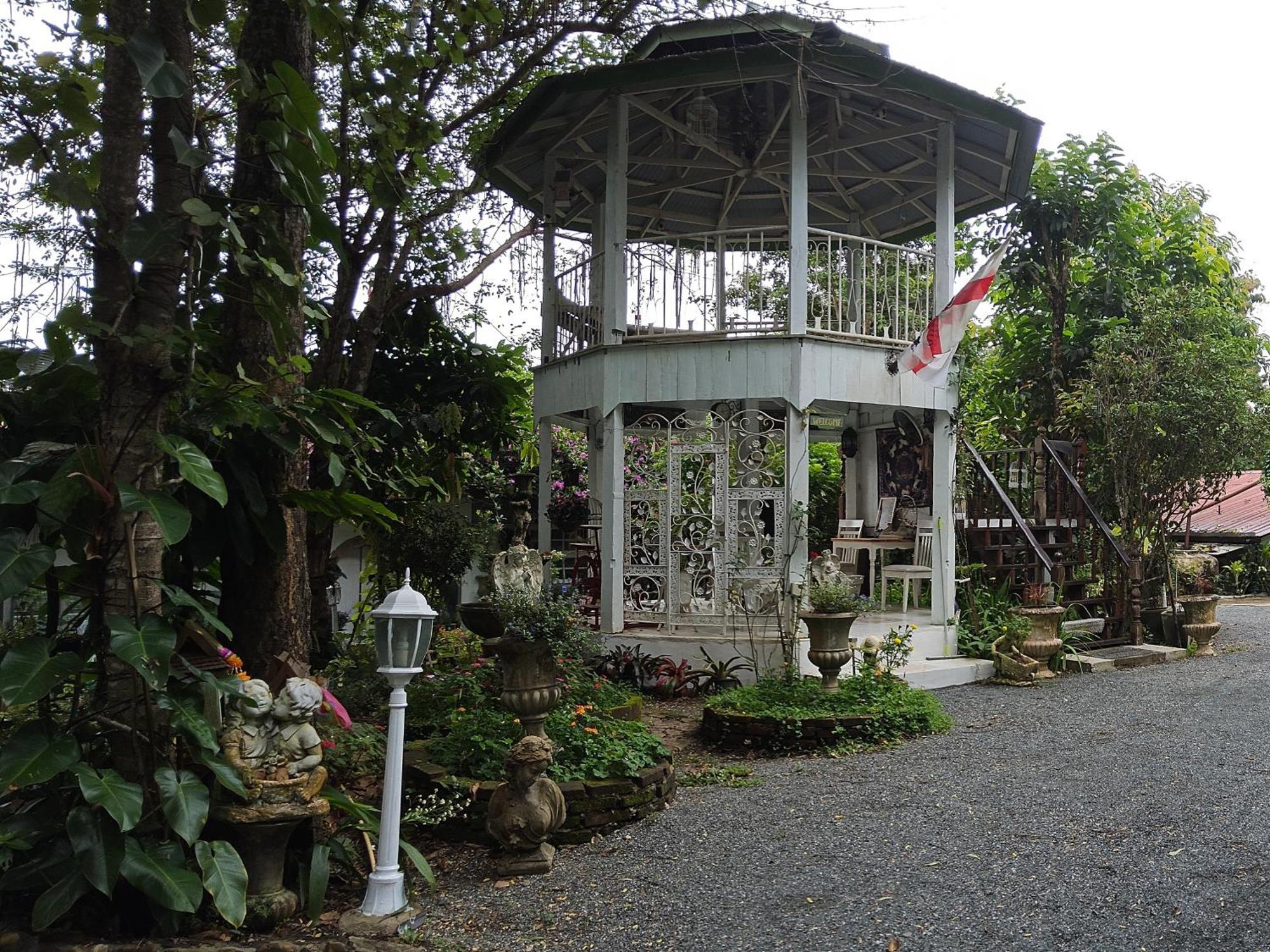 Balmy Hideout Cafe & Homestay Banhuajkeo Kültér fotó