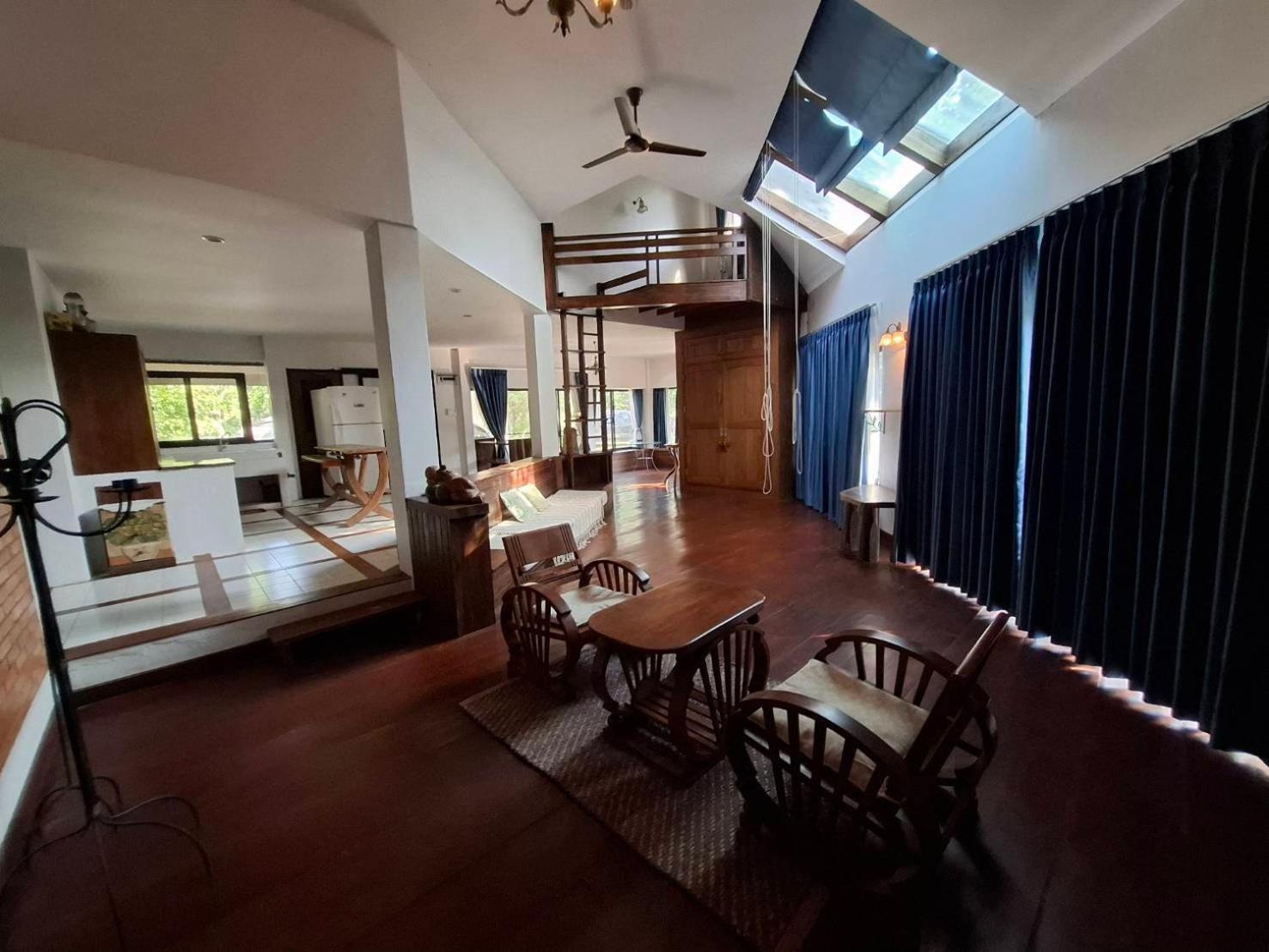 Balmy Hideout Cafe & Homestay Banhuajkeo Kültér fotó