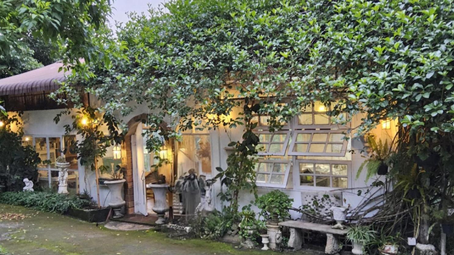 Balmy Hideout Cafe & Homestay Banhuajkeo Kültér fotó